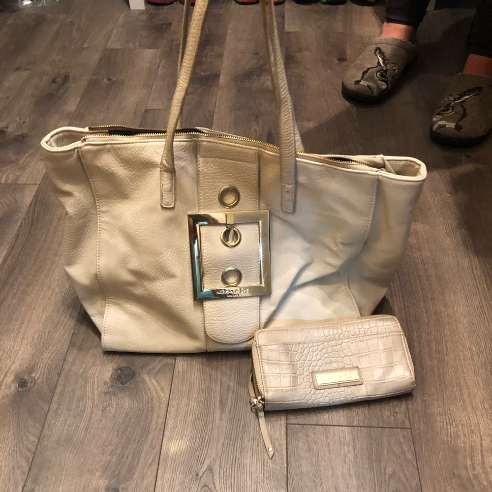 Olivia and joy wallet and bag- GUC
